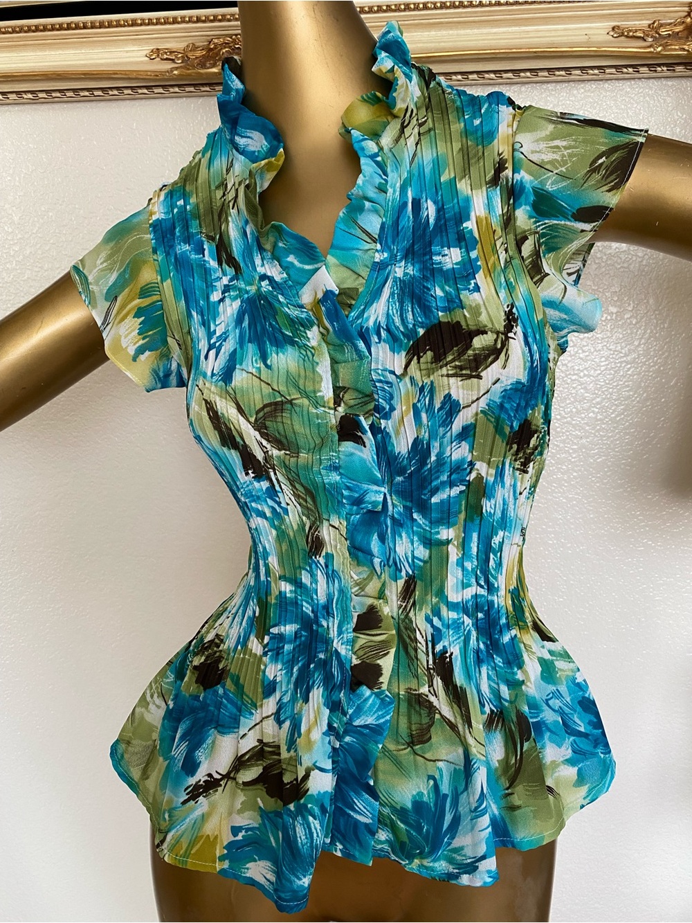 Allison  Taylor Floral Ruched Vintage Sleeveless Top